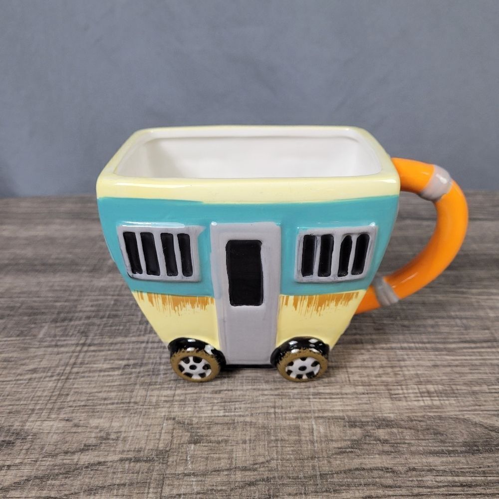 National Lampoon's Christmas Vacation Cousin Eddie's RV Mug